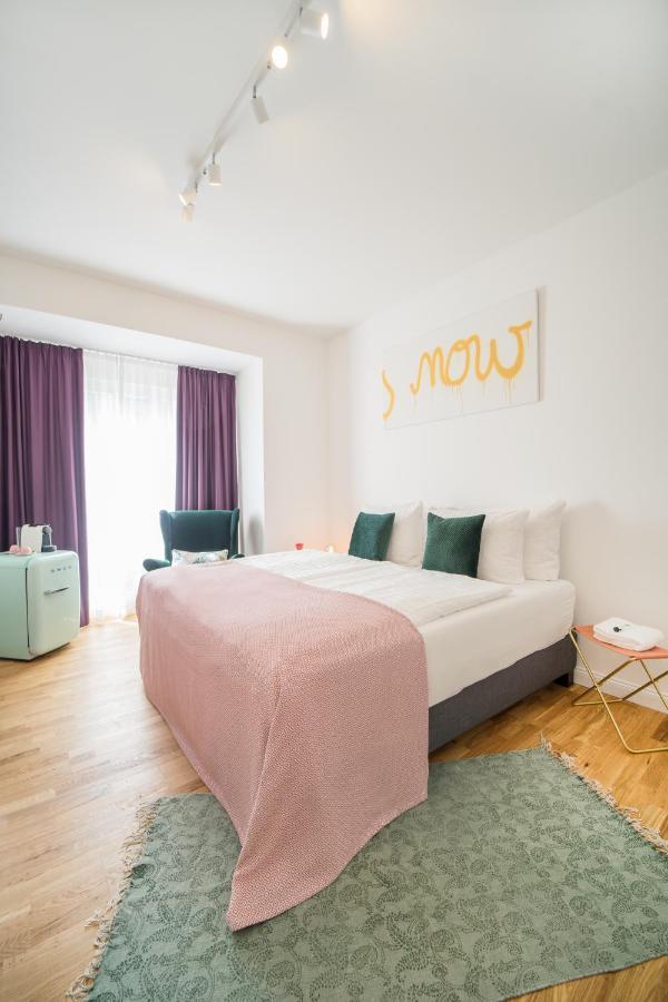 Victoria Hotel Дюселдорф Екстериор снимка
